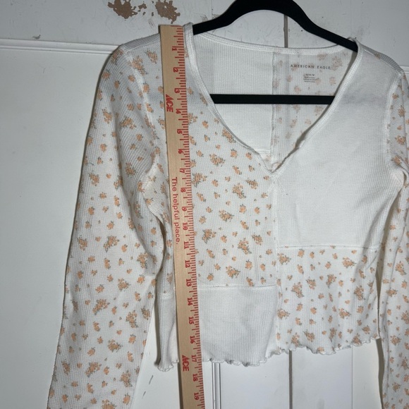 American Eagle Orange and White Floral Patchwork Top Cropped Long Sleeve Size M - Picture 10 of 10